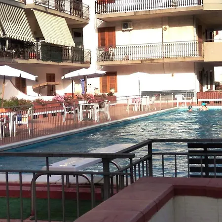 Appartement Guesthost - Naxos Charming Penthouse With Swimming Pool X6 *