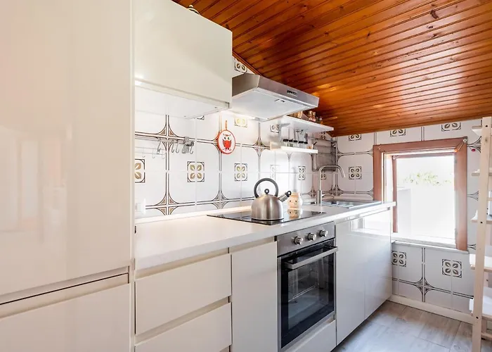 Guesthost - Naxos Charming Penthouse With Swimming Pool X6 Apartment