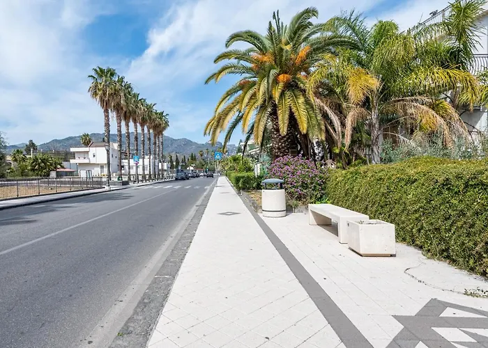 Lägenhet Guesthost - Naxos Charming Penthouse With Swimming Pool X6