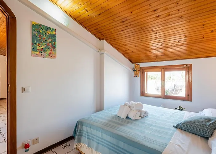 Guesthost - Naxos Charming Penthouse With Swimming Pool X6 *